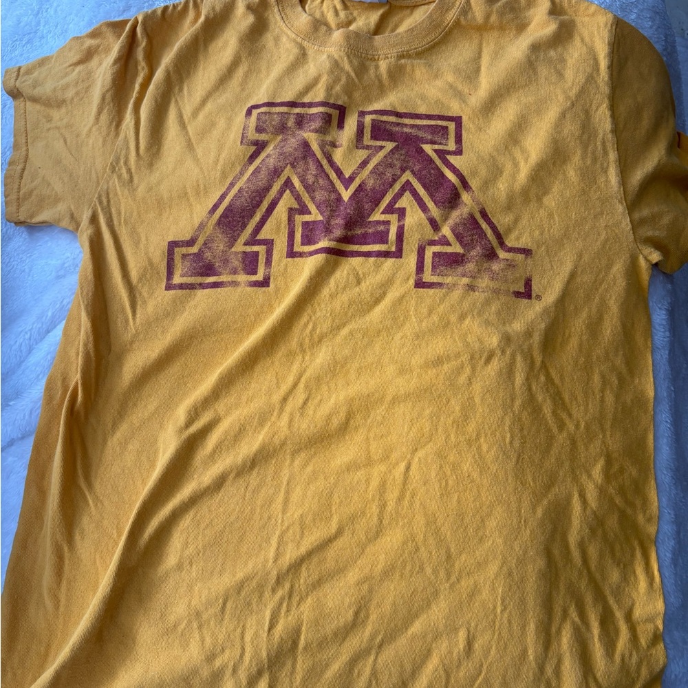 MV Sport Gold and Purple Graphic Men's T-Shirt
